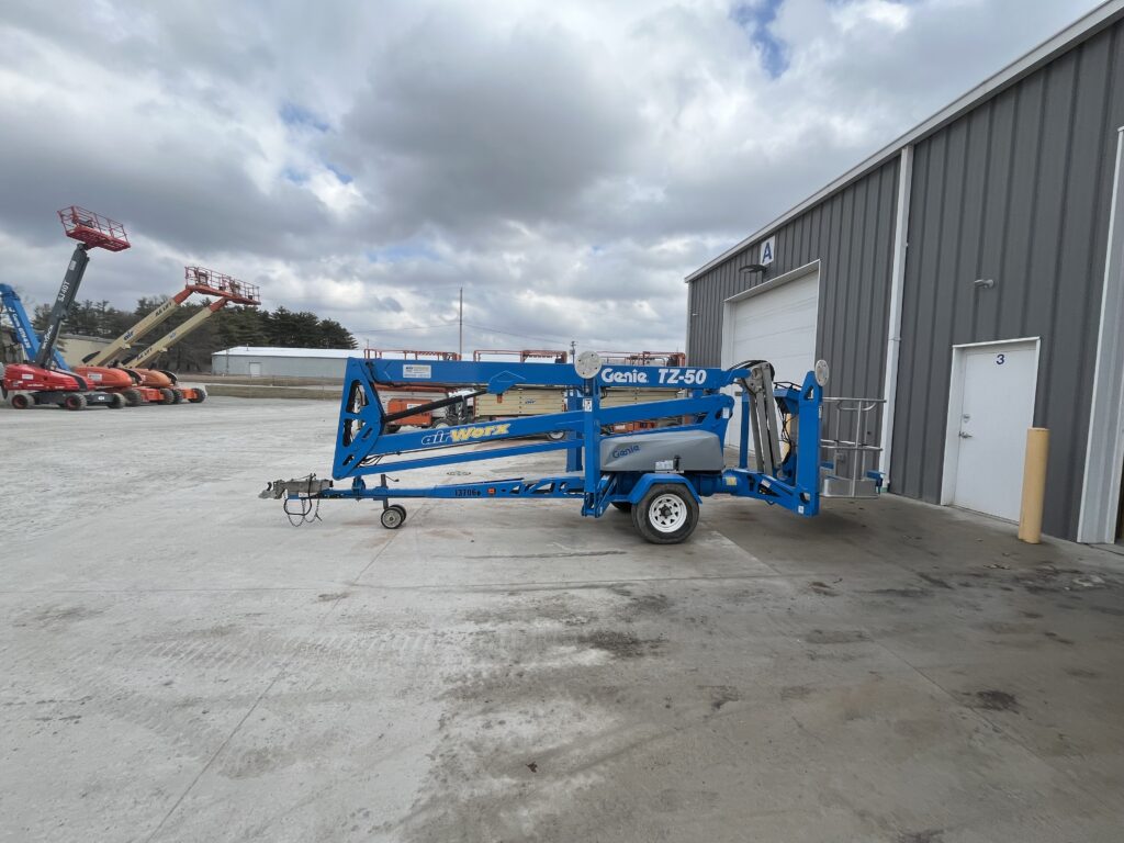 2015 Genie TZ-50 – 50′ Electric Towable Boom Lift