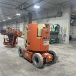 2006 JLG E300AJP – 30′ Electric Articulated Boom Lift with Jib