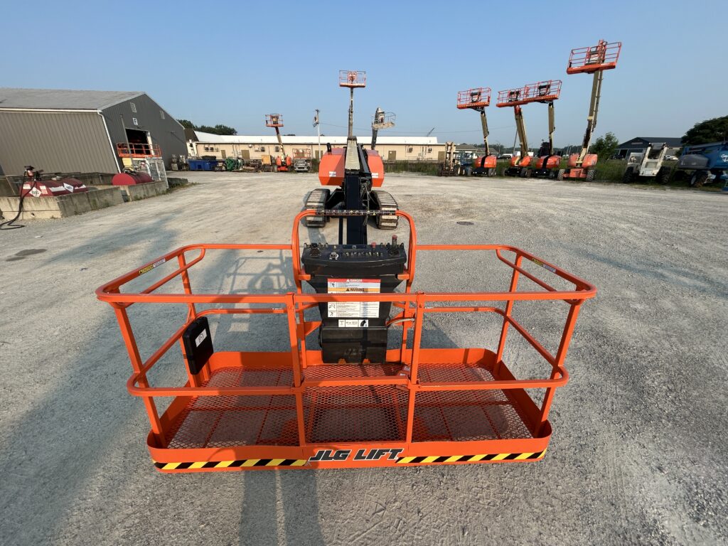 2014 JLG 660SJC – 66′ Diesel Rubber Track Boom Lift