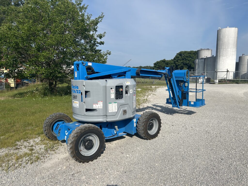 2014 Genie Z-34/22 RT – 34′ Dual-Fuel Rough Terrain Articulated Boom Lift