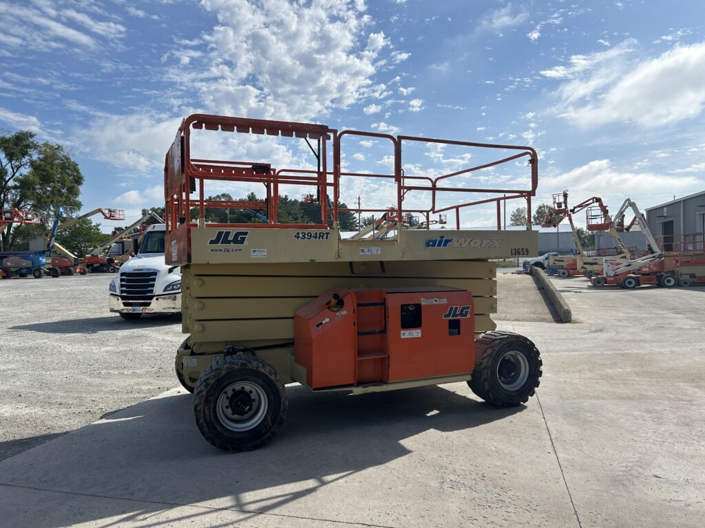 2016 JLG 4394RT – 43′ Diesel Rough Terrain Scissor Lift