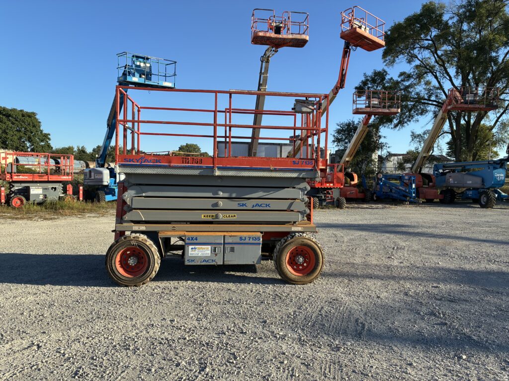 2008 Skyjack SJ7135RT – 35′ Rough Terrain Scissor Lift