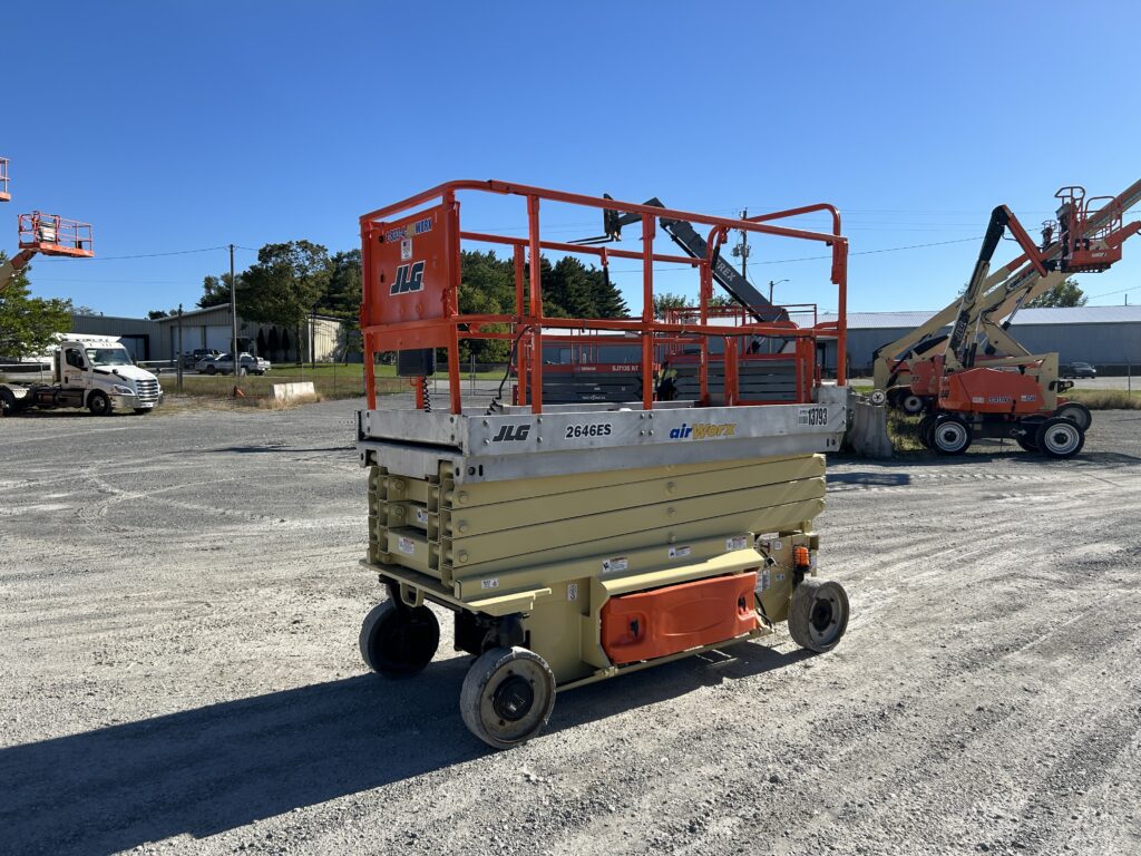 2012 JLG 2646ES – 26′ Electric Wide Deck Scissor Lift