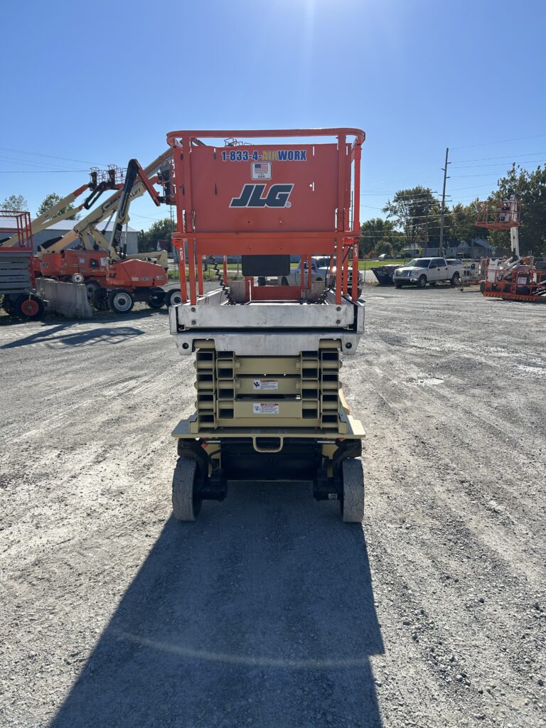 2012 JLG 2646ES – 26′ Electric Wide Deck Scissor Lift