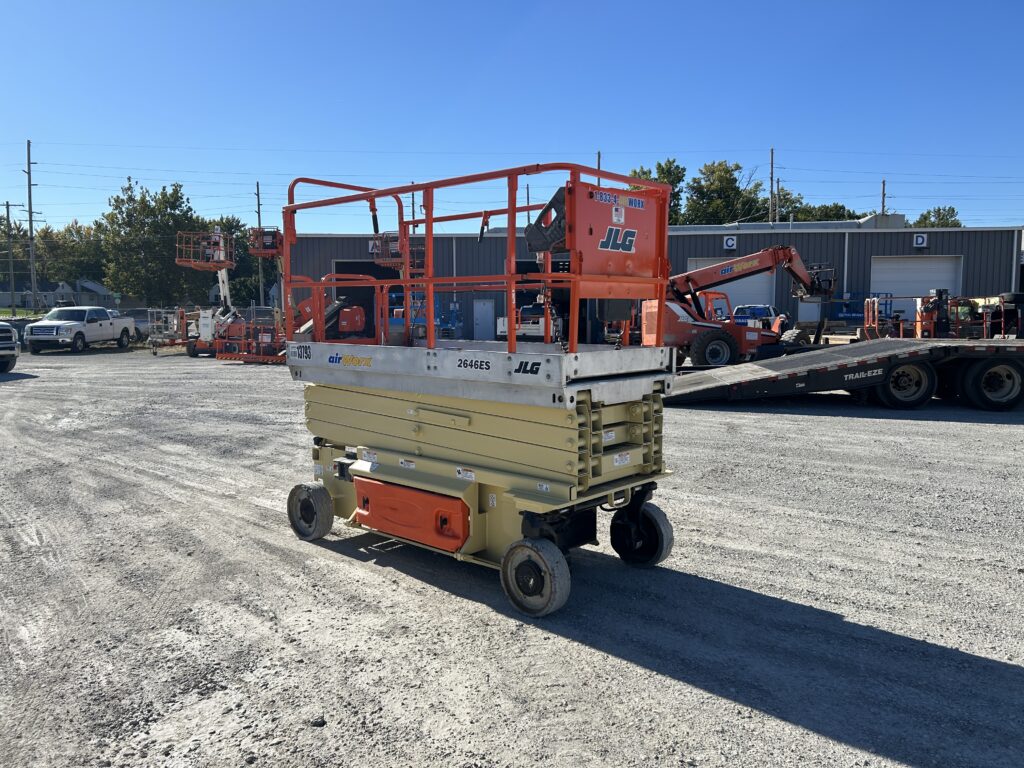 2012 JLG 2646ES – 26′ Electric Wide Deck Scissor Lift