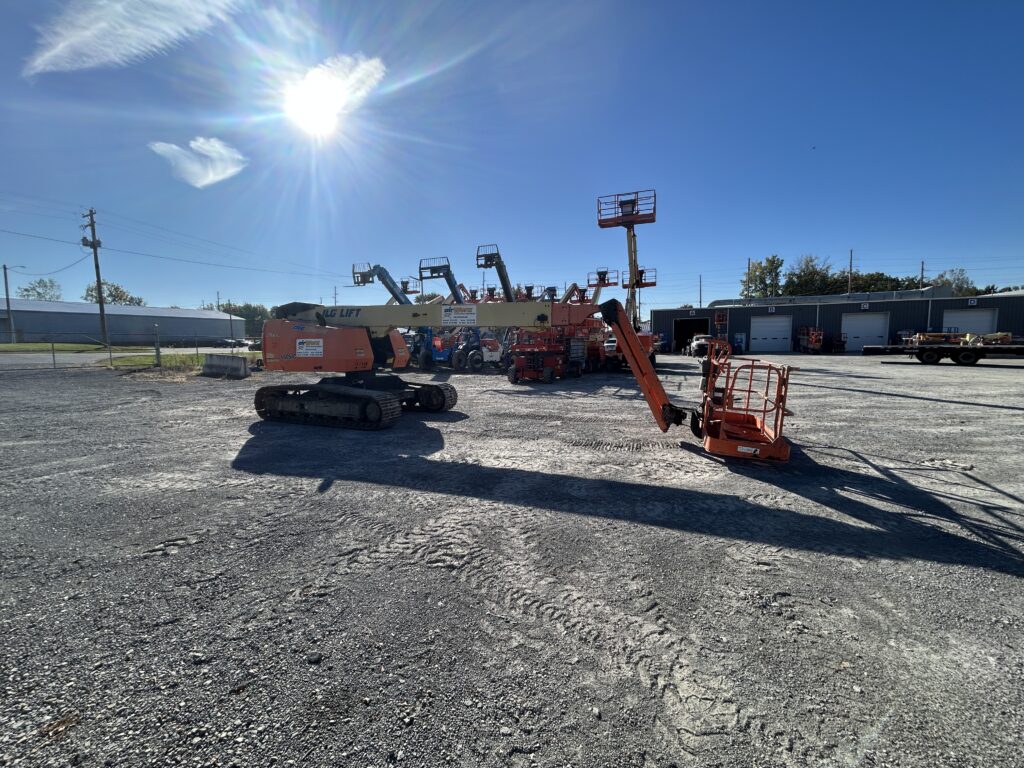 2013 JLG 660SJC – 66′ Tracked Telescopic Boom Lift with Jib