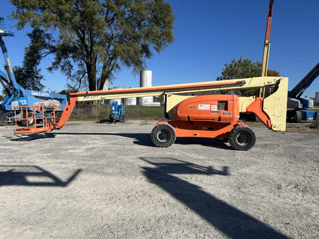 2001 JLG 800A – 80′ Diesel Articulating Boom Lift
