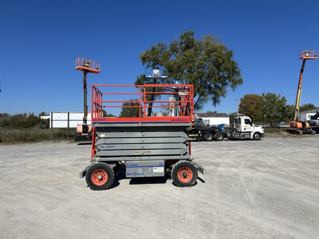 2006 Skyjack SJ8243RT – 43′ Diesel Rough Terrain Scissor Lift
