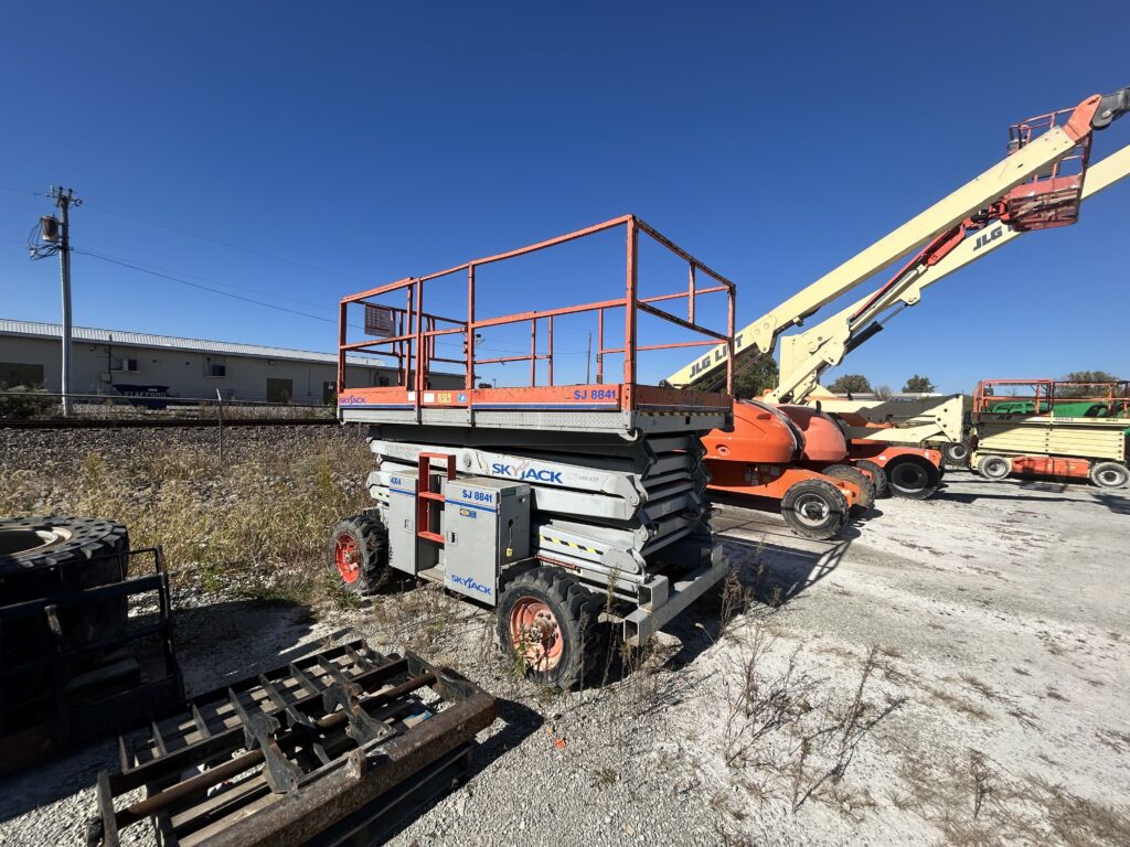 2006 Skyjack SJ8841RT – 41′ Rough Terrain Scissor Lift